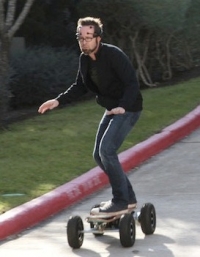 Laissez votre pensée guider votre skateboard