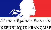 Une loi allège la paperasse des entreprises en France
